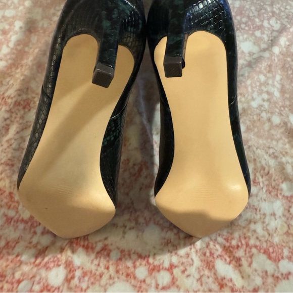 JF Just Fab Ally Tall Stiletto Python Print Boots Size 8 - Picture 13 of 13